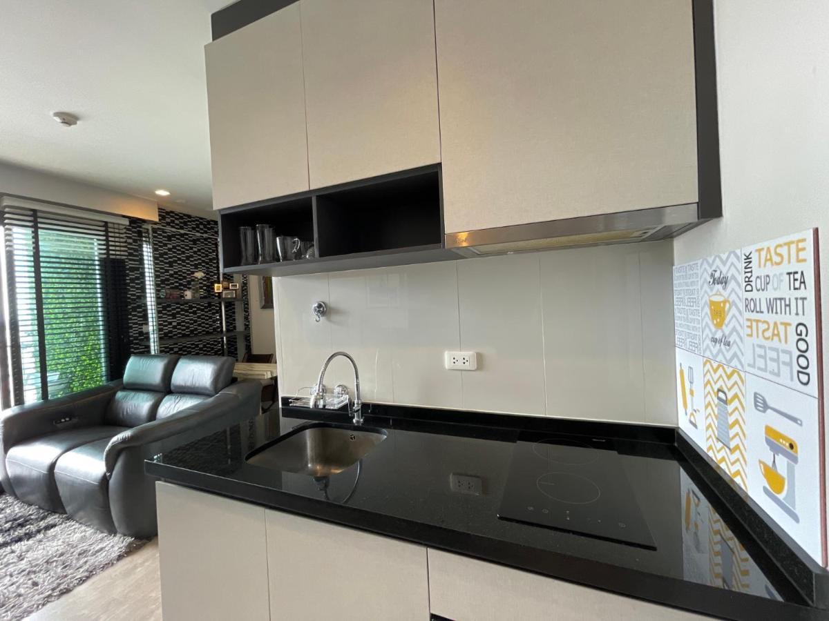 The Base Deluxe Kingsize Apartamento Pattaya Exterior foto