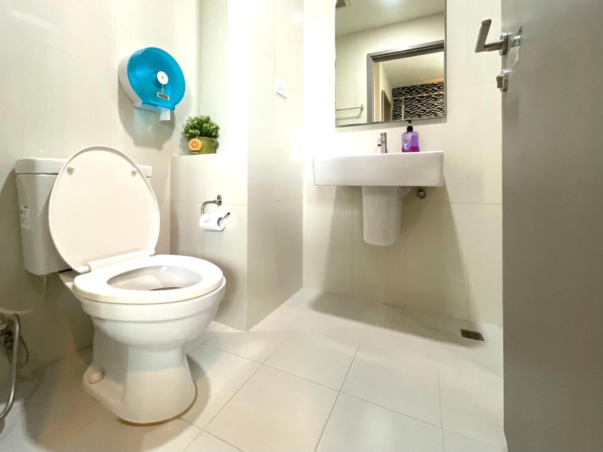 The Base Deluxe Kingsize Apartamento Pattaya Exterior foto